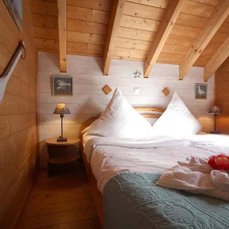 Appartement Holzhaus Groemitz 